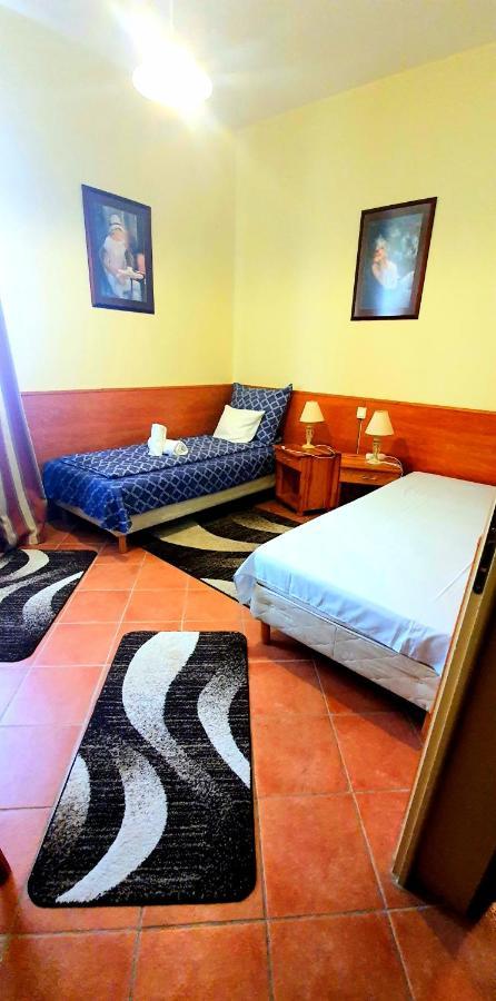 100 Eves Fogado Bed & Breakfast Szatymaz Ngoại thất bức ảnh