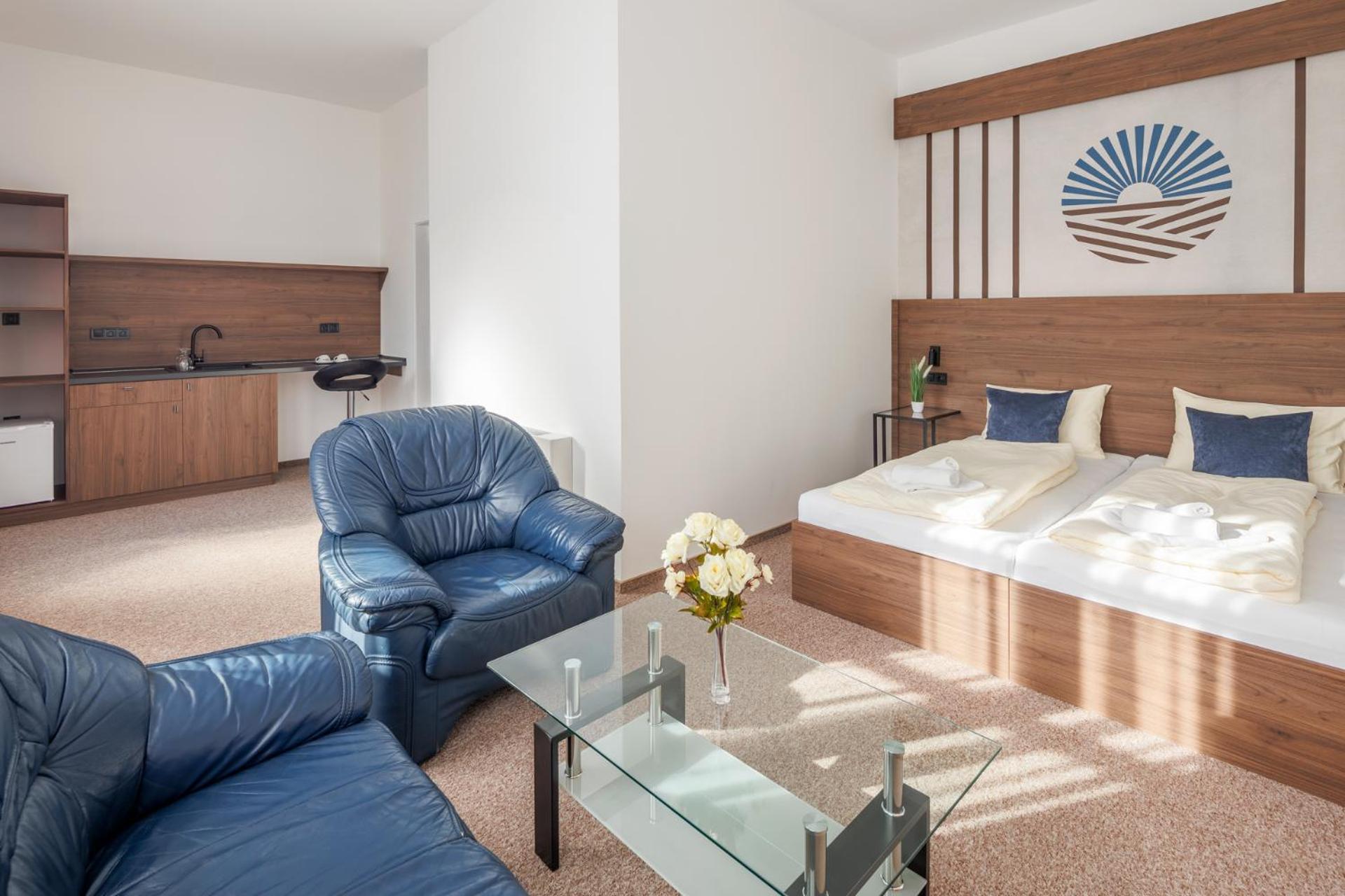100 Eves Fogado Bed & Breakfast Szatymaz Ngoại thất bức ảnh